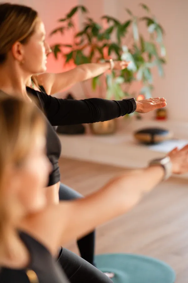 Joga terapeutyczna dla kręgosłupa - zajęcia w studio